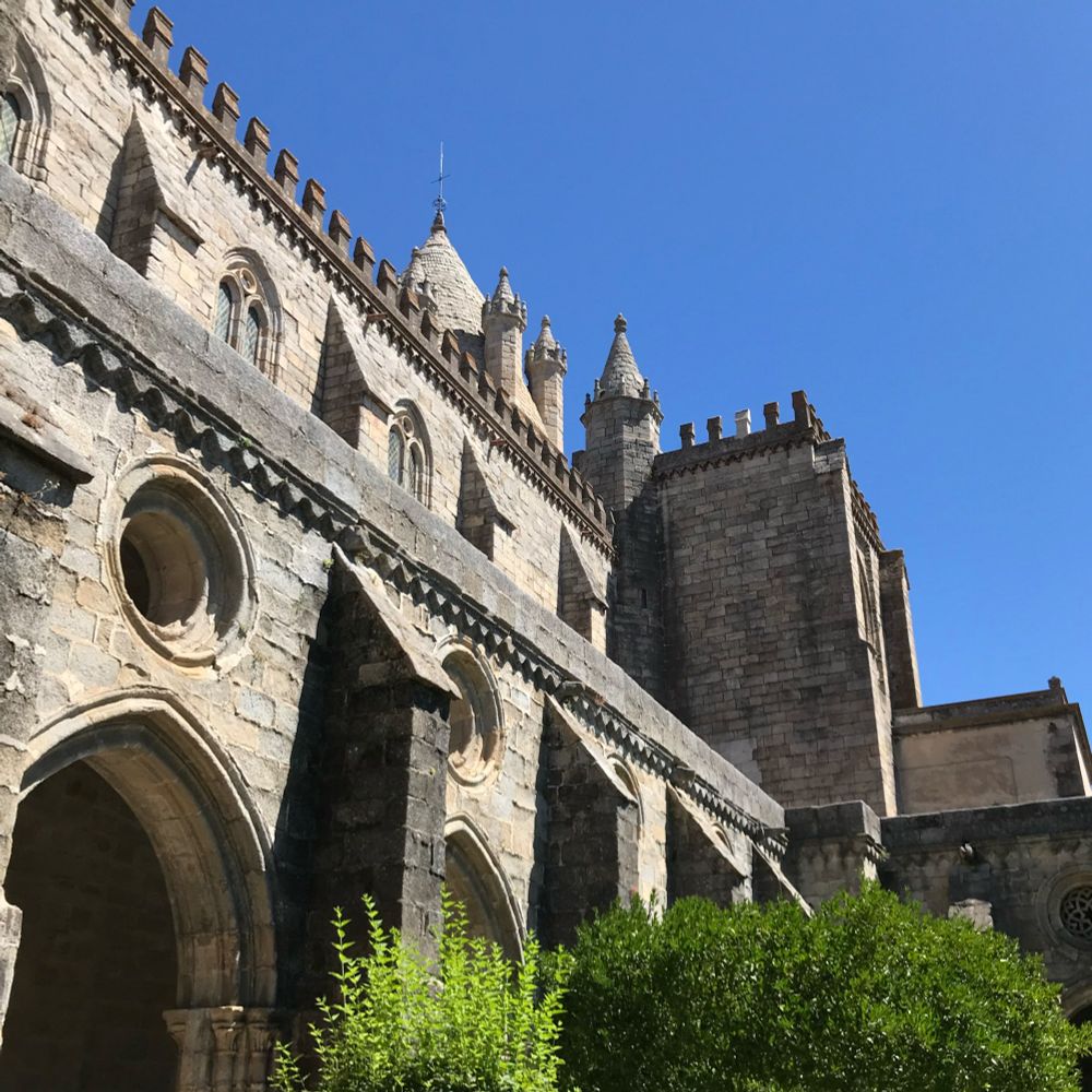 Sé de Évora 
(Cathedral of Évora) 