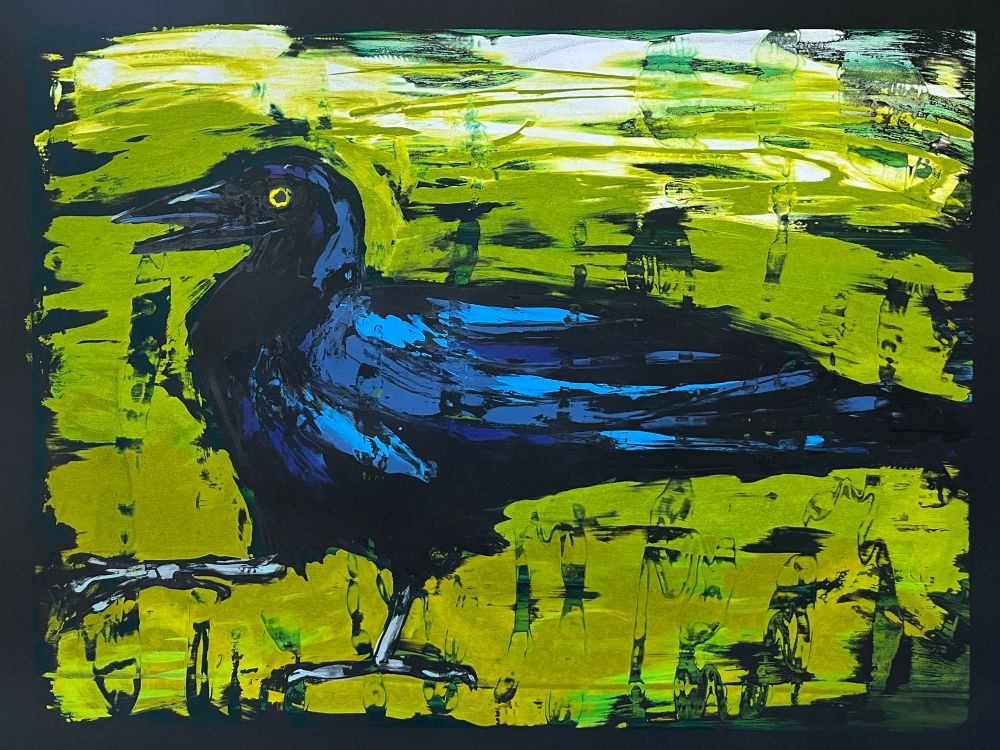 Monotype of a grackle on a green background 
