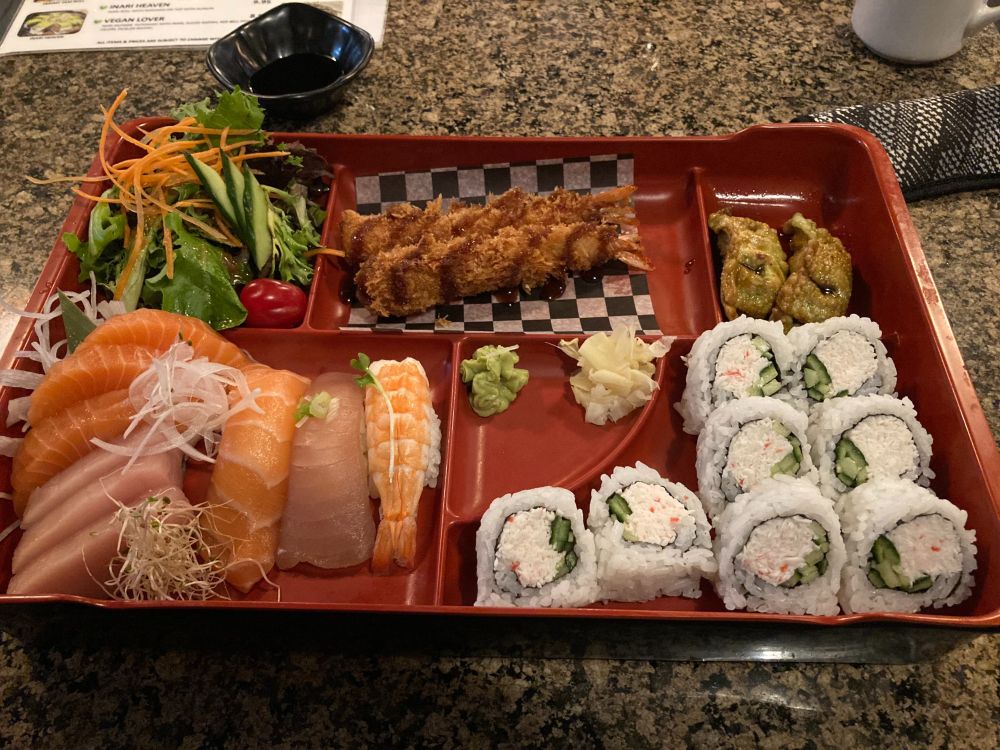 Food around Vancouver - Sushi - Kadoya - Davie St