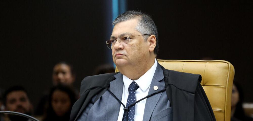 ‘Mentiras, agressões e abusos são incompatíveis com a nossa Constituição’, afirma Dino