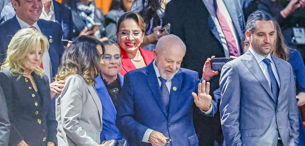 Lula diz que vai repatriar brasileiros em todo lugar que for preciso