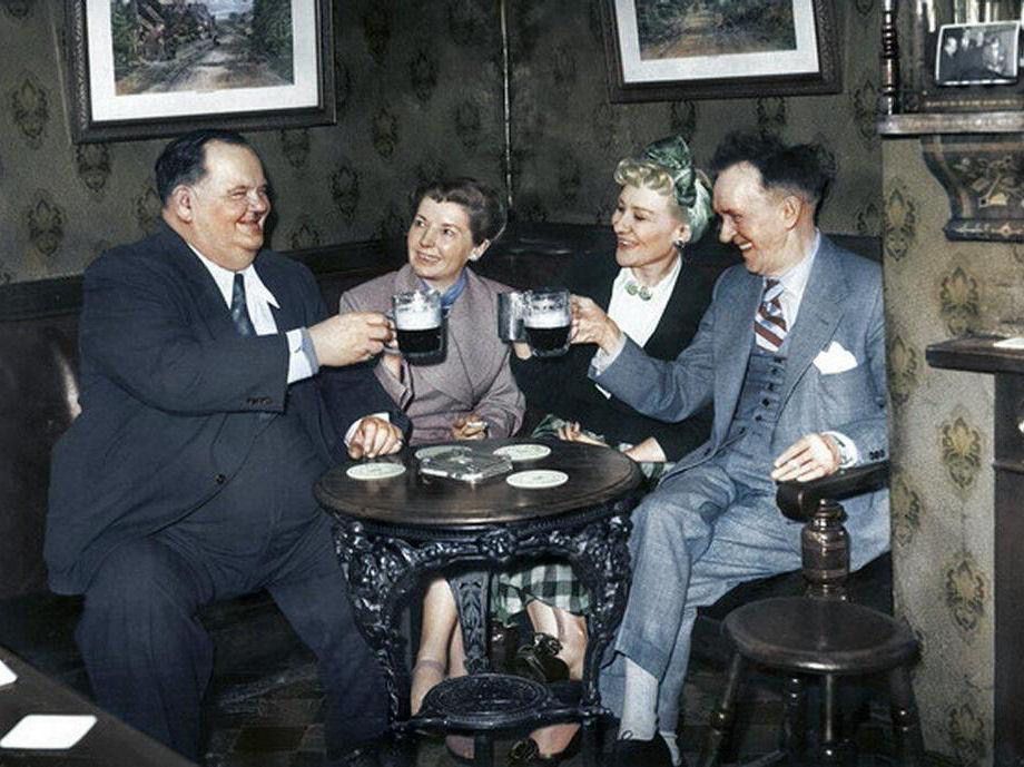 Laurel & Hardy enjoying a pint in the UK