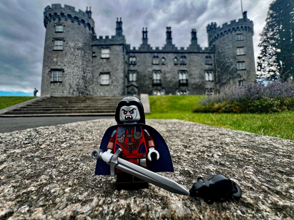 LEGO D&D Collectible Minifigures: Strahd von Zarovich, Kilenny Castle, Ireland