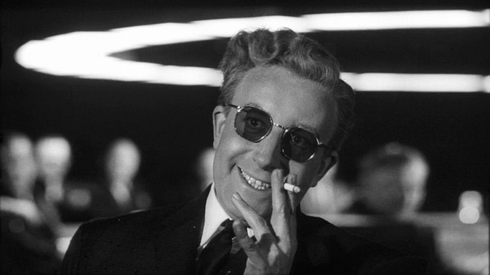 A ★★★★ review of Dr. Strangelove or: How I Learned to Stop Worrying and Love the Bomb (1964)