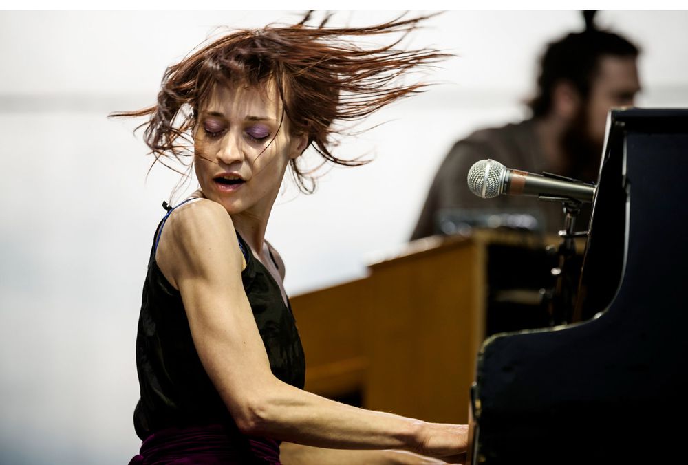 Fiona Apple, singer, musician, song writer. 