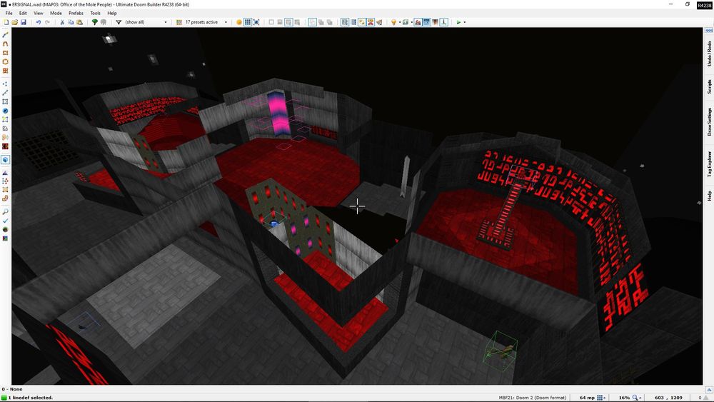 Ultimate Doom Builder - MAP03: Office of the Mole People
Red arena area, with red key and concealed secret visible.