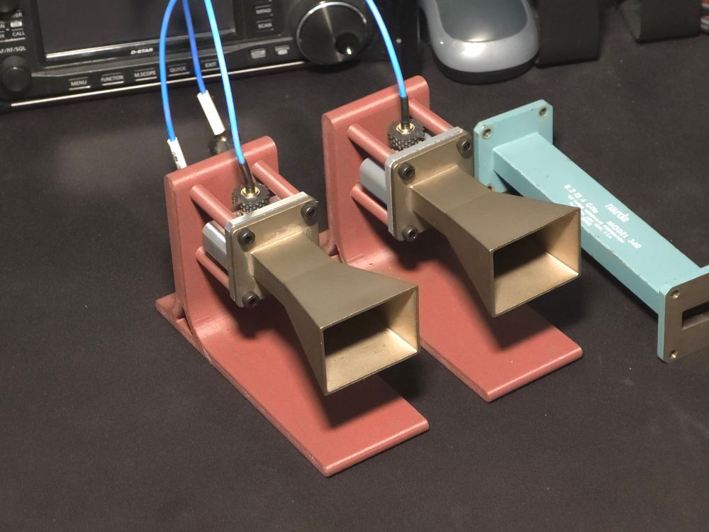 Image if two microwave horn antennas 