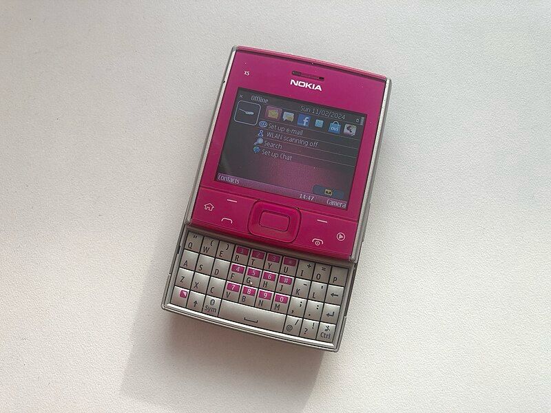 nokia x5 rosa-choque