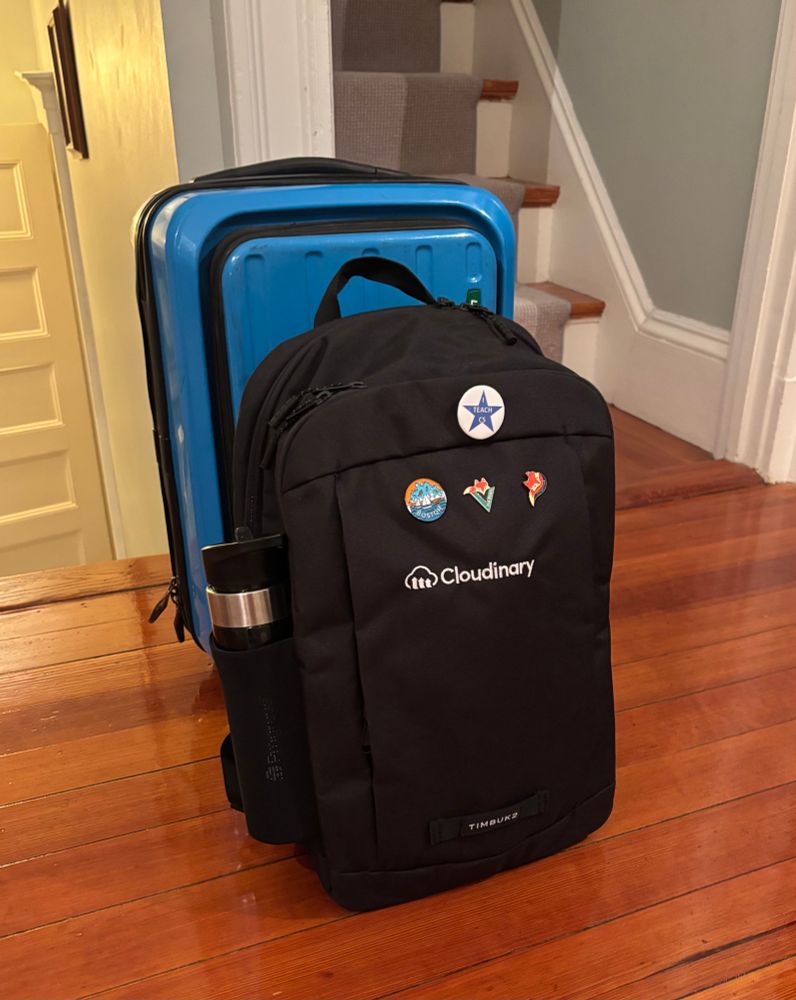 Suitcase and backpack 🎒 