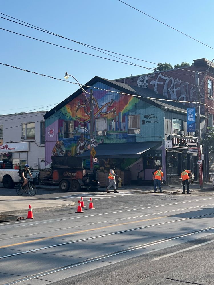 Riot VALORANT street art