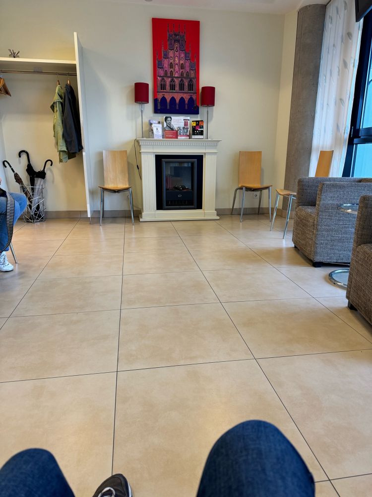 Fast leeres Wartezimmer