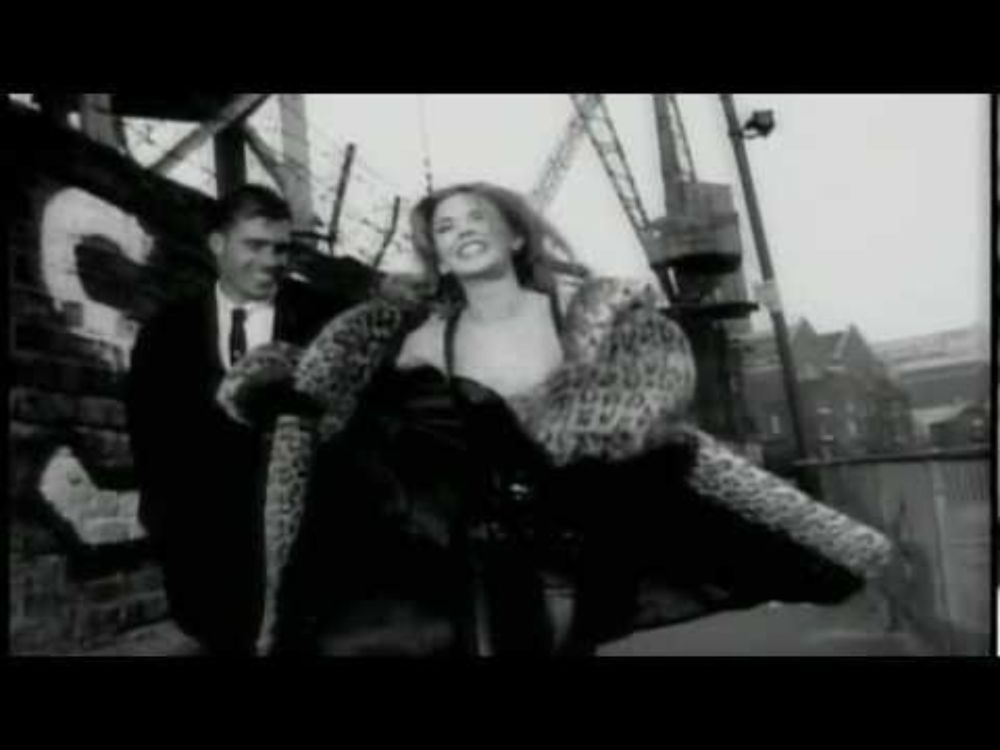 Kylie Minogue - What Do I Have To Do