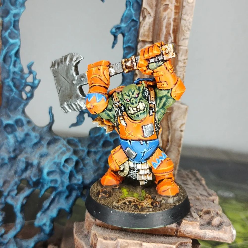 Orruk in orange armour