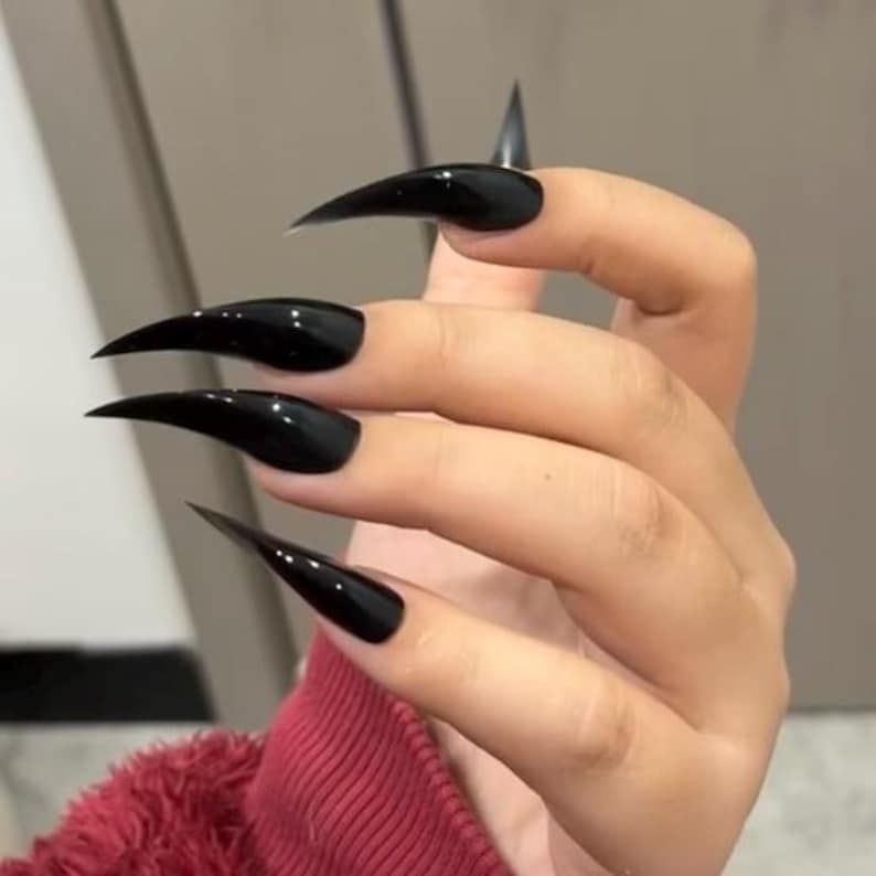 black claw acrylic nails