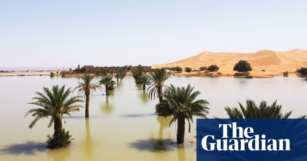 Dramatic images show the first floods in the Sahara in half a century