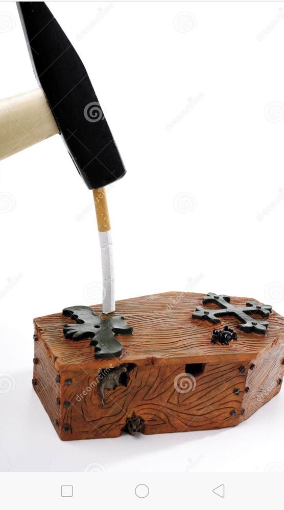 پی ٹی آئ کے کفن میں آخری کیل ٹھک رہا ھے بدست پنکی مانیکا 