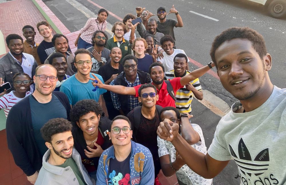 A selfie with students at AIMS in Muizenberg, Cape Town.