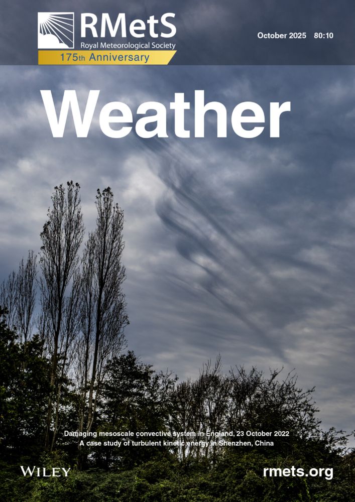 Front cover: Prominent streaks of virga falling from an otherwise uniform layer of Altocumulus. Stratfield Mortimer (Berkshire), looking west at 1316 UTC on 16 October 2023. (© Stephen Burt)