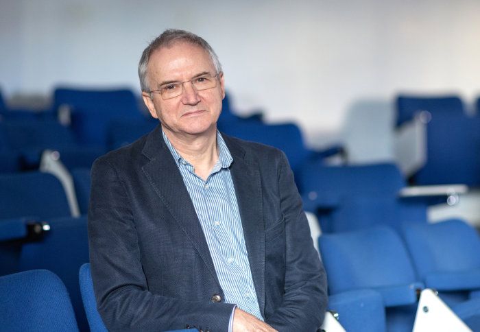 Professor Peter Openshaw