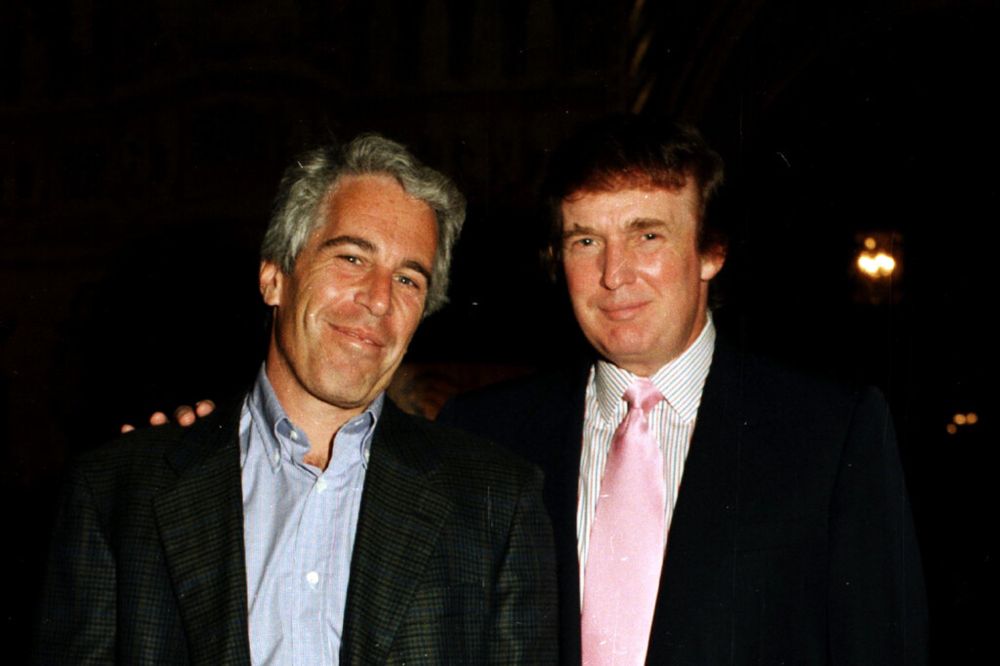 Trump’s Name Is on Contributor List for Epstein Birthday Book