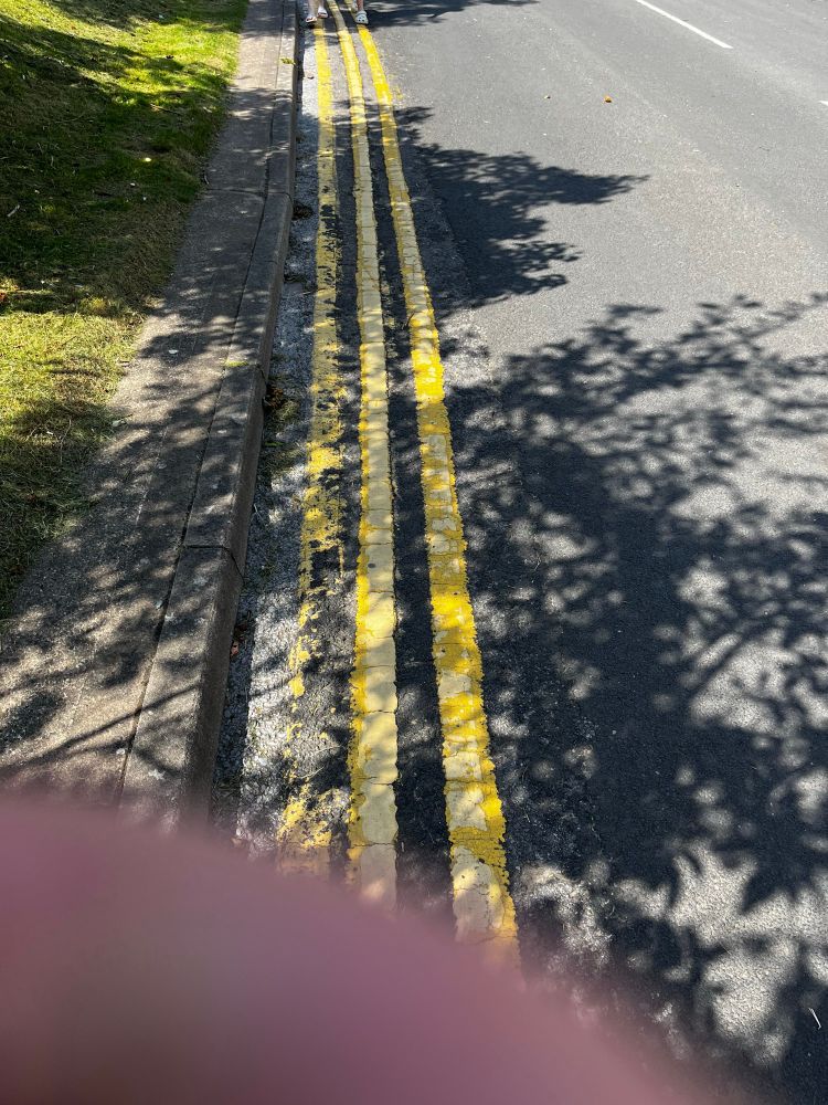 Shitty double yellows