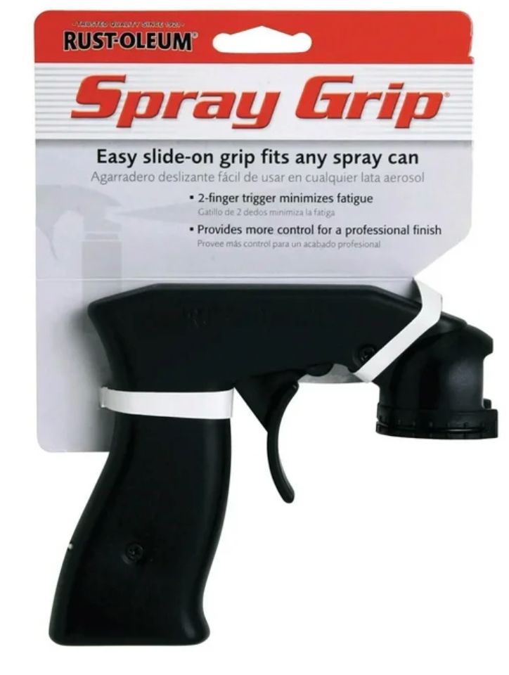 Sprayer grip attachment