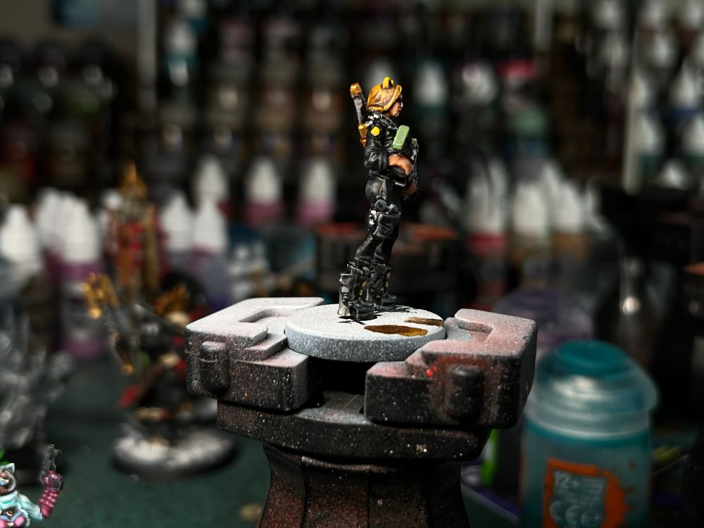 Tigress mini from Cyberpunk Red: Combat Zone. Right view. 