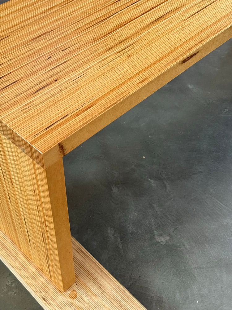 Beech end grain plywood bench. Seat to leg butt joint with biscuits and glued connection