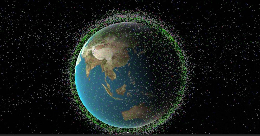 想知道現在哪個衛星飛越台灣上空？Keep Track將環繞地球的人造衛星軌道 3D 視覺化呈現