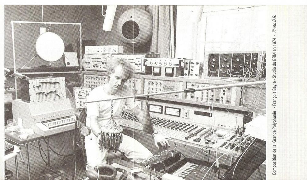François Bayle (1932-)

1932, Tamatave, Madagascar
Acousmonium, acousmatic music, acousmathèque, acousmographe, are aims / concepts / tools invented by François Bayle, and developed by the GRM team, which he managed for 30 years.
Since 1997, after setting up his own studio Magison, he has devoted himself entirely to research, writing and composition.
To date, he has composed 103 works.