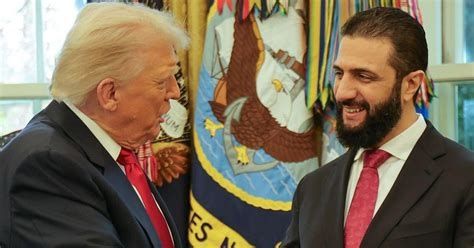 Donald Trump and Jolani (president of Syria and leader of the Syrian branch of All Qaeda, aka Al Sharaa) meeting in the White House