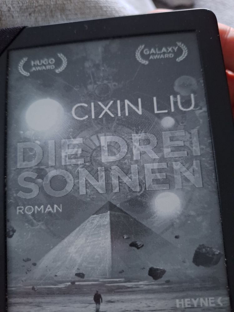 E-Book-Cover von "Die drei Sonnen" von Cixin Liu