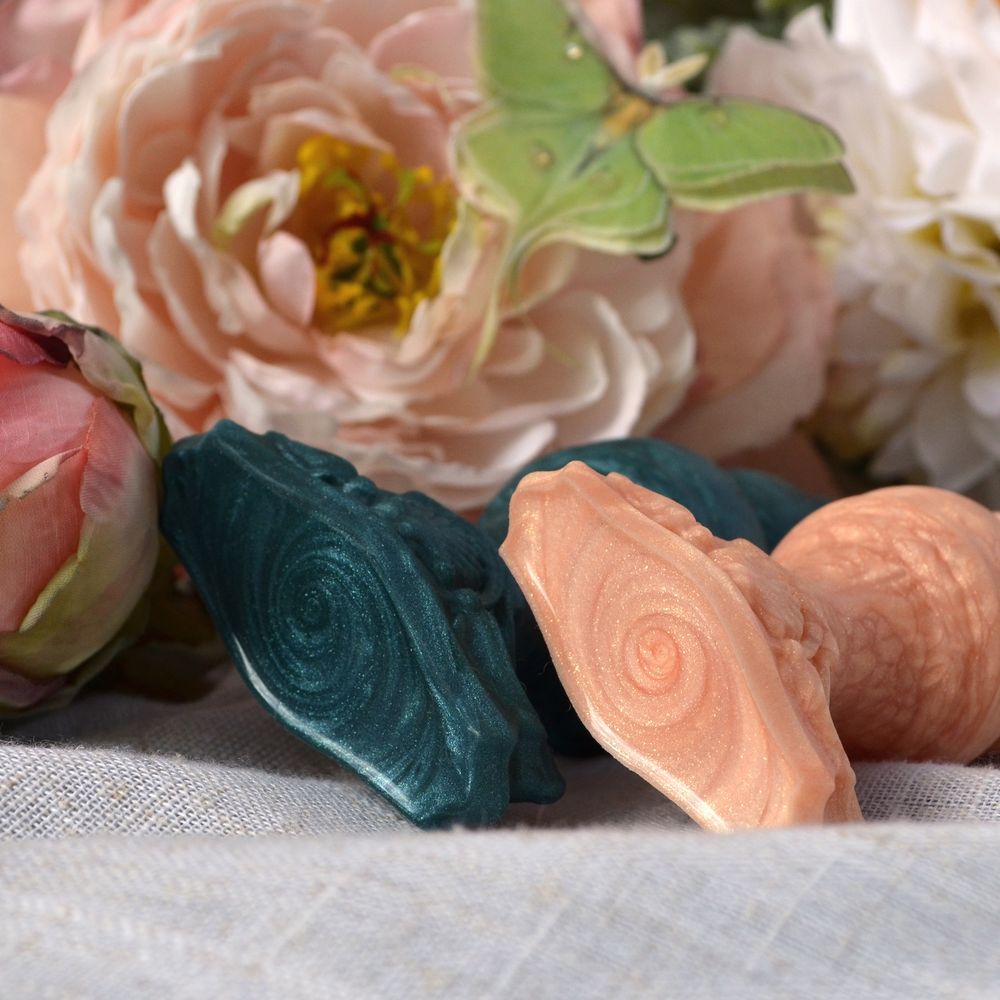 New Unicorn plug available
Gradual at the tip, comfy at the T base !