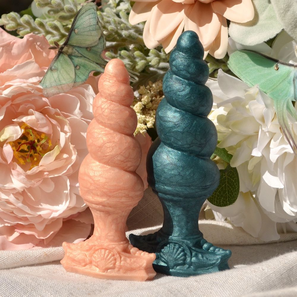 New Unicorn plug available
Gradual at the tip, comfy at the T base !