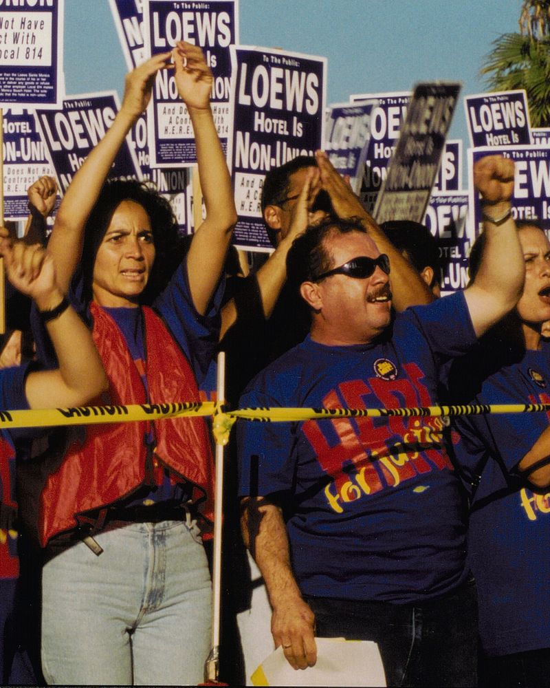 Democratic National Convention Loew's Campaign, 1999. Los Angeles Alliance for a New Economy (LAANE) collection, UCLA Library Special Collections.
