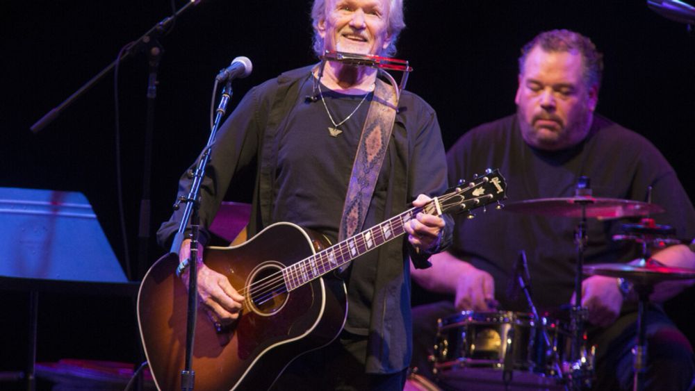 Kris Kristofferson, singer-songwriter and actor, dies at 88