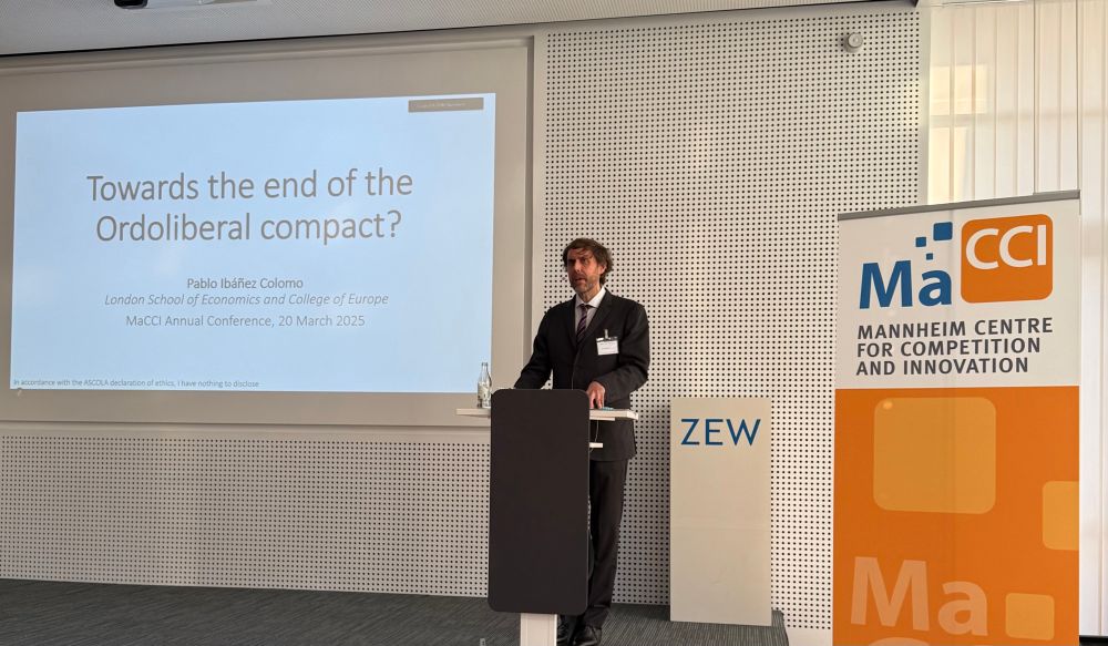 Pablo Ibáñez Colomo während seiner Keynote auf der MaCCI-Jahreskonferenz 2025 am ZEW Mannheim.