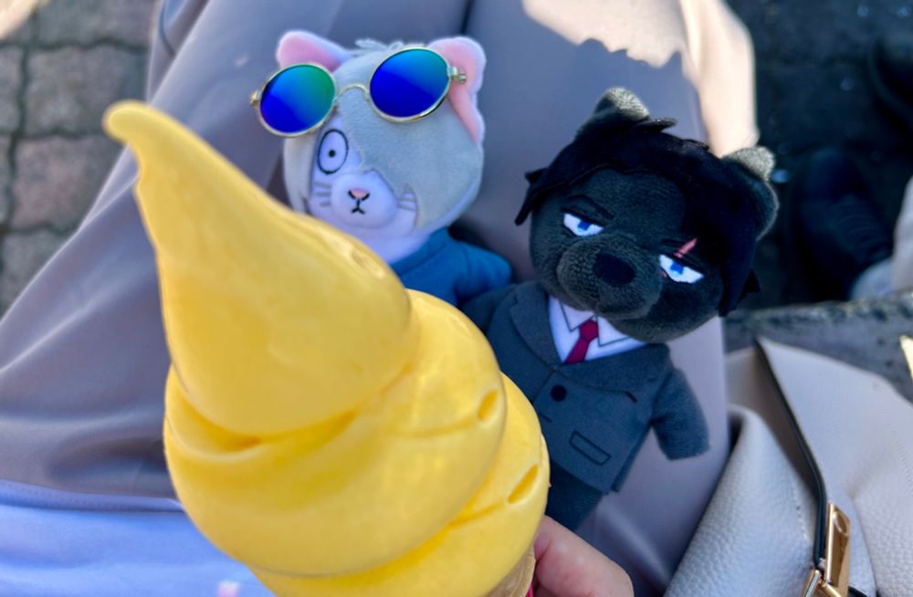 この後盛大に垂らします(ぬい無事、👖染み)