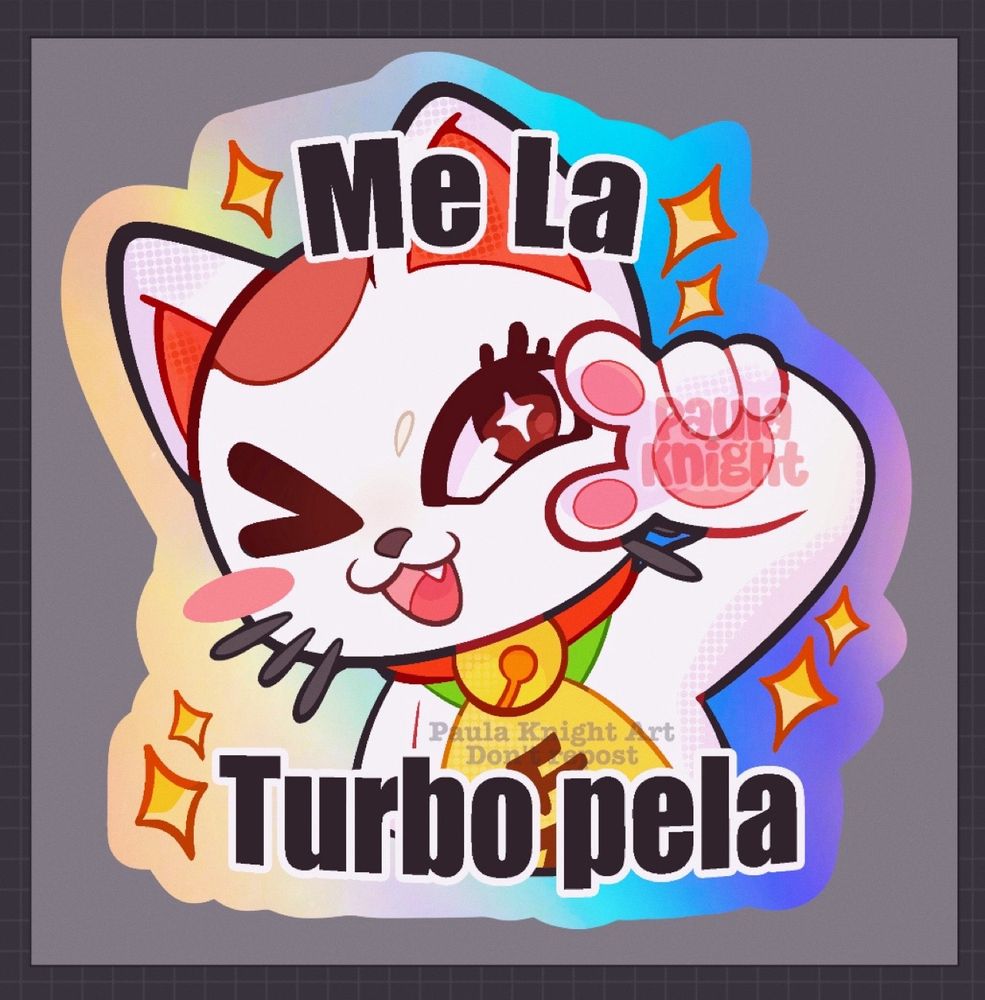 Ilustración del personaje Turbo Abuela del anime y manga Dandadan con la frase "Me la turbo pela" y muchos brillitos, haciendo un juego de palabras con el nombre del personaje y la expresión.