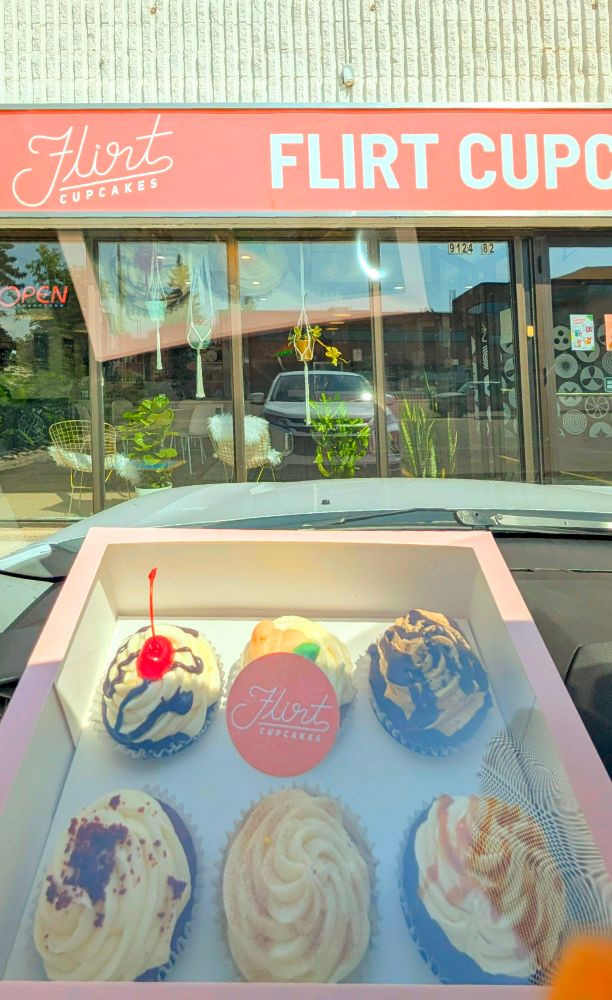 Flirt Cupcakes 90 Street/82 Ave