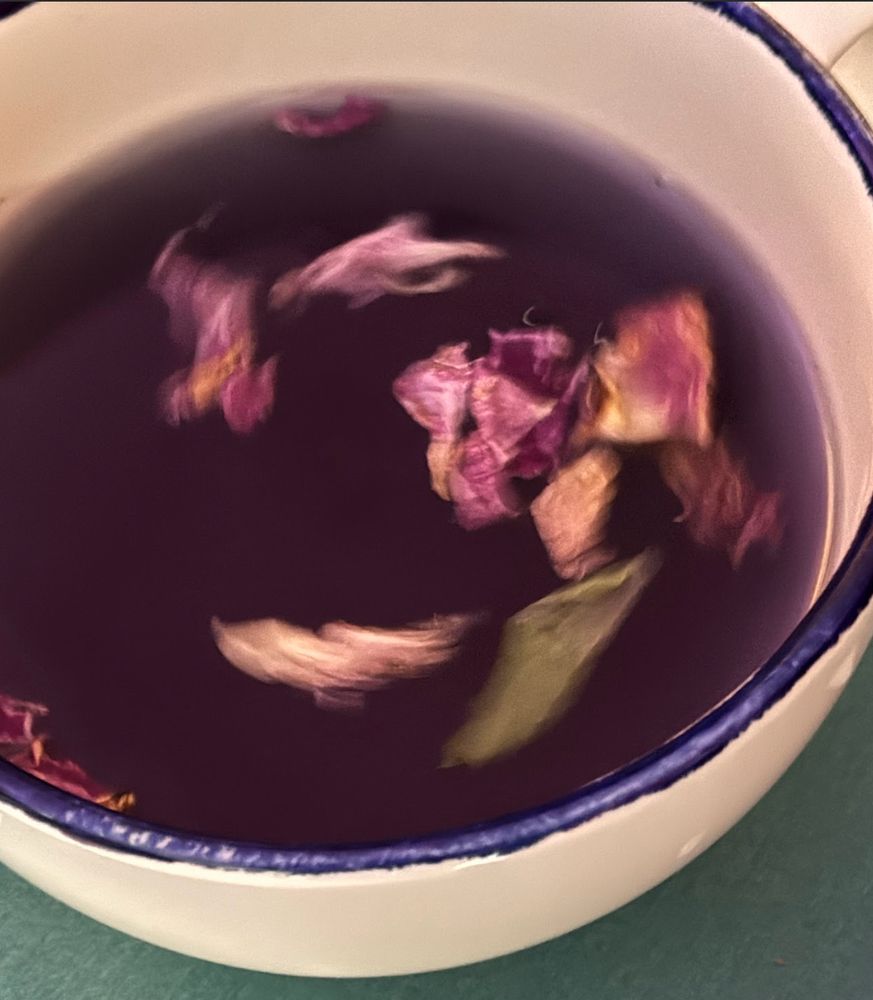 Purple herbal tea 