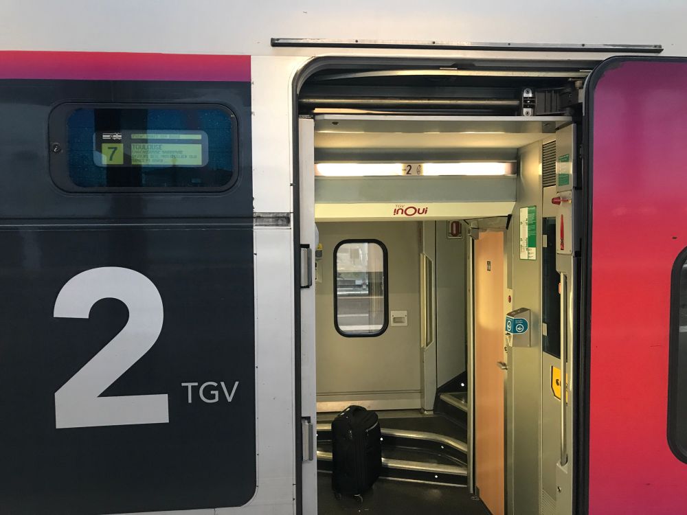 Open train door tgv France 