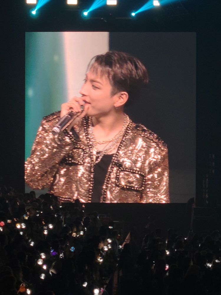 Ateez concert pics Chicago