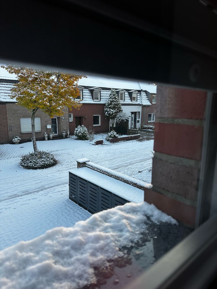 SCHNEE???