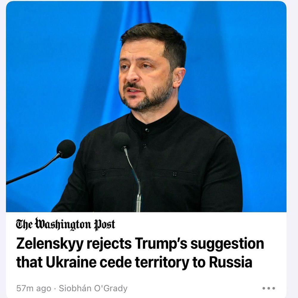A Washington Post headline reading “Zelenskyy rejects Trump’s suggestion that Ukraine cede territory to Russia.”