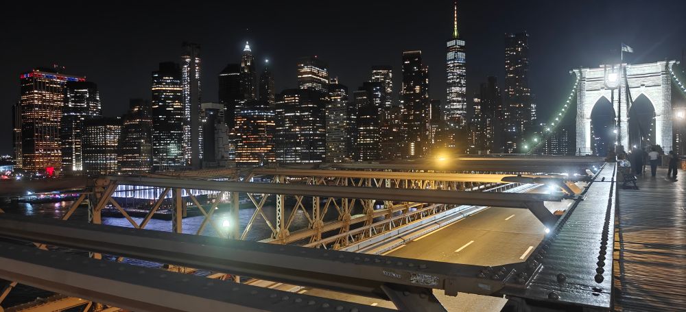 Brooklyn Bridge looking towards Manhattan