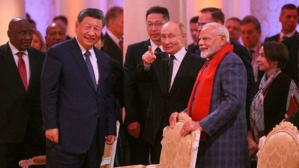 Anton Gerashenko's picture of Xi, Putin, and Netanyahu together. Trump likes all these people. These are not humanitarians. These are killers of definable populations, which means geno¢ide. We need to be against Trump to stop or curb these people, because Trump loves them. Let's talk to South Korea, Japan and Germany about being their ally against Xi, Putin and Netanyahu, when we depose Trumpism, and get things back to normal. 