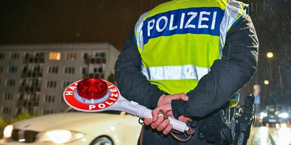 Grenzkontrollen in Deutschland: Bitte einmal den Kofferraum öffnen