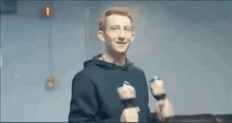 Louis’ ginger bestie shaking maracas 