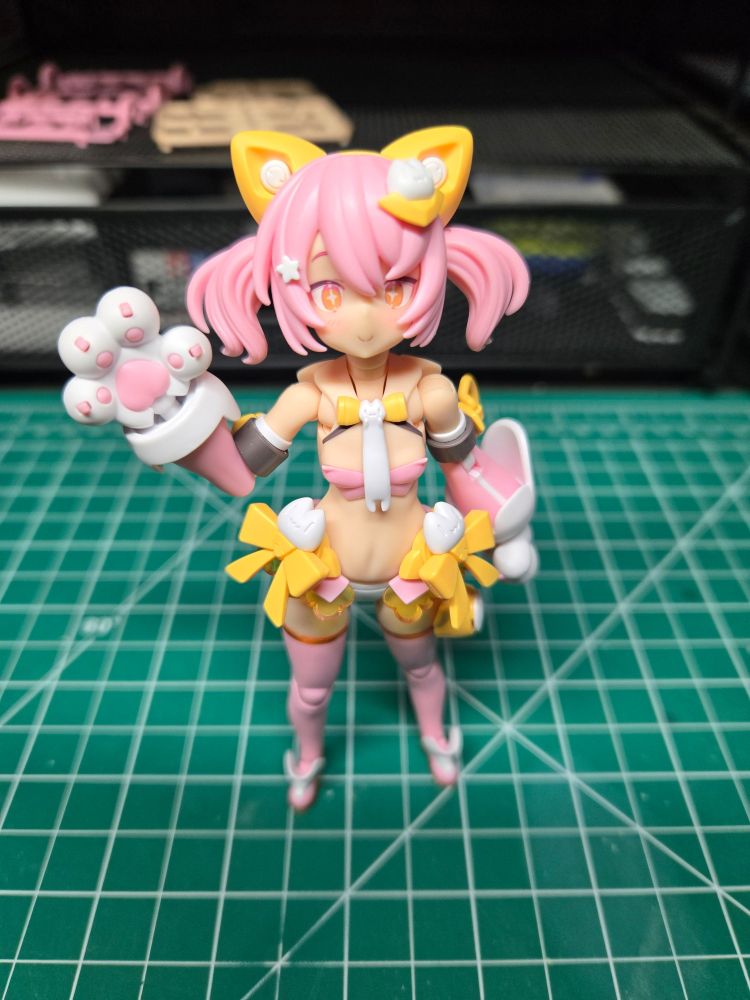 Megami Device Puni Mofu Mao model kit